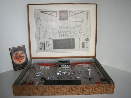 GESCHA 30's OR 40'S GERMANY BATTERY OPERATED VINTAGE TIN TOY TRANSPARENT MOTOR IN BOX - Image 4