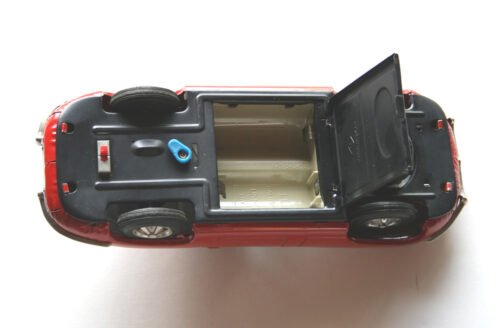 T.T TAKATOKU 60’S 10.5 INCHES JAPAN BATTERY OPERATED VINTAGE TIN TOY CAR JAGUAR XKE - Image 11