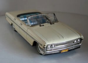 Oldsmobile '61 convertible Yonezawa Cragstan