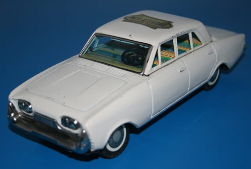 Bandai Japan 60’s Ford Taunus 17M 1960 Battery Operated 8 inches (20 cm) original tin toy car - Image 3