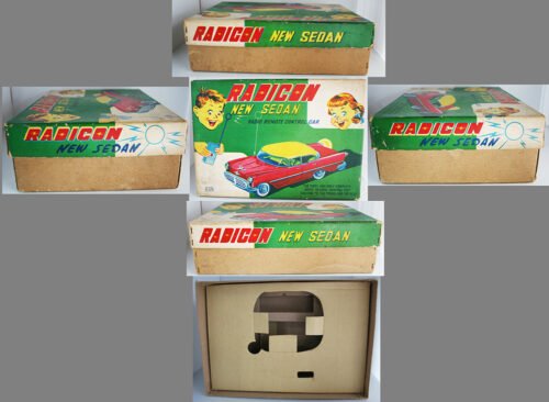 Masudaya 50’s Oldsmobile 1956 Radicon New Sedan Battery Operated R/C in Box 13.75 inches (35 cm) original tin toy car - Image 12