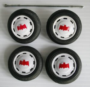 Tires with hubcaps and rear axle red Batmobile plastic chassis Taiwan
