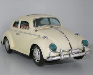 beige volkswagen beetle kingsize 60s bandai