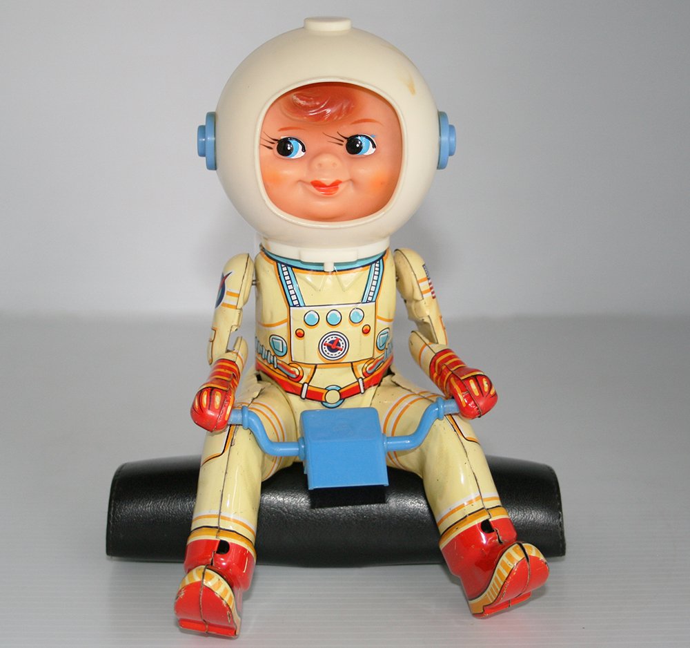 Masudaya MT 70's Space Astronaut Body with original tin space part | Tin Toy Car