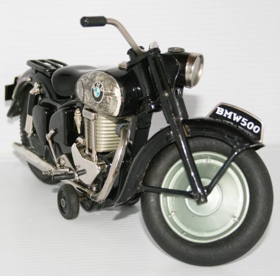 15Bandai MeguroTFMBMW500Motorcycle(tapon negro)