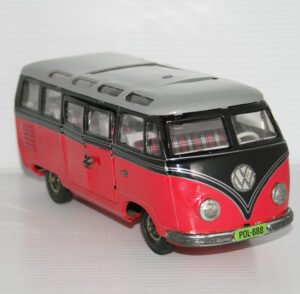 13Tipp&Co.LemyPoliumexTFCVWTransporterMicro-BusPink