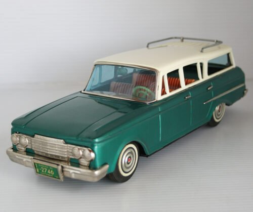 Bandai Japan 60’s Nash Rambler Station Wagon Friction 10.75 inches (27 cm) original tin toy car - Image 3