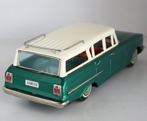 Bandai Japan 60’s Nash Rambler Station Wagon Friction 10.75 inches (27 cm) original tin toy car - Image 4