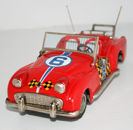 23BandaiTFCTriumphTR3