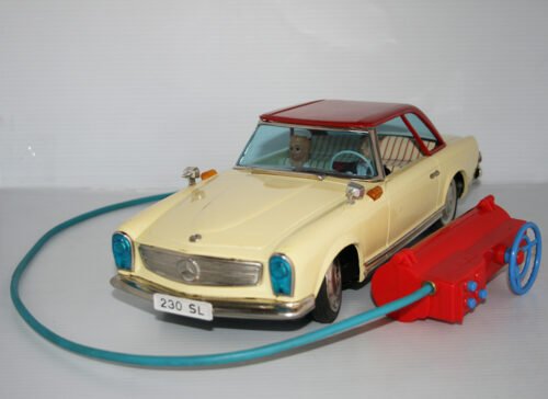 Yanoman 60’s Mercedes Benz 230 SL R/C Battery Operated 15.25 inches (39 cm) original tin toy car - Image 3