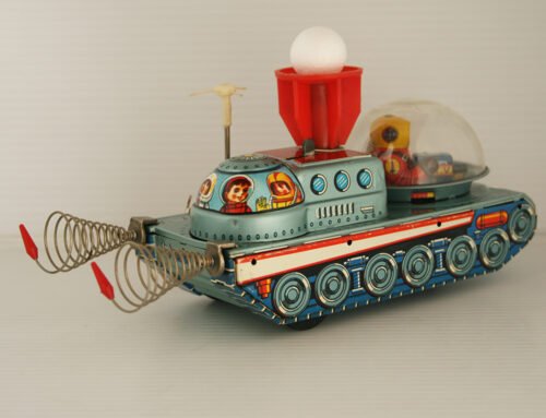 Yoshiya KO Japan 50’s Orbit Explorer Tank Wind Up 8.75 inches (22 cm) original tin toy space ship - Image 5