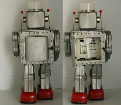Horikawa 50’s 60’s Silver Machine Robot in Box Battery Operated 11.5 inches (29 cm) original tin toy Robot - Image 6