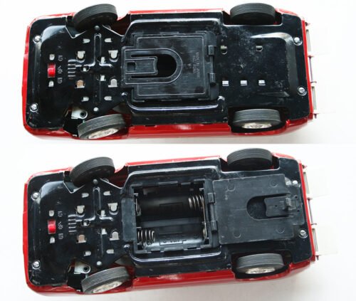 Asahi Japan 70’s Porsche 917 Battery Operated 10.5 inches (26.5 cm) original tin toy car - Image 9