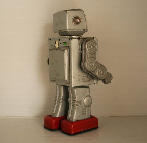 Horikawa 60’s Silver Astronaut Robot, Battery Operated 11.5 inches (29 cm) original tin toy Space Robot - Image 5