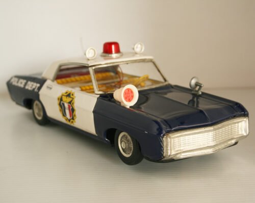 25YonezawaTBCBuickRiviera1966HighwayPatrol
