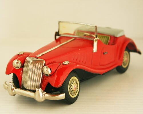 Yoshiya KO Japan 50’s MG Midget Convertible Battery Operated 8.75 inches (22 cm) original tin toy car - Image 3