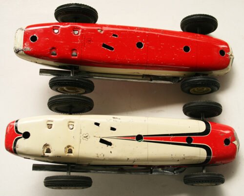 Yonezawa Japan 60’s High Speed Racer Indianapolis Special, 2 cars, without R/C  9.25 inches (23.5 cm) original tin toy car - Image 16