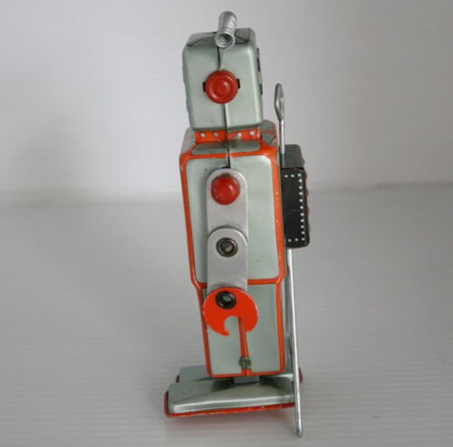 LineMar Toys Japan 50’s Easel Back Robot Wind Up 6 inches (15.25 cm) original tin toy robot - Image 9