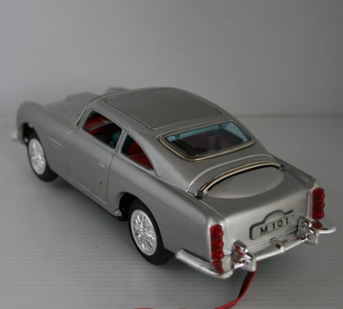 Daiya Japan 60’s Aston Martin in Box Battery Operated R/C 11.5 inches (29 cm) original tin toy car - Image 5