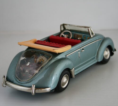 Nomura Showa Japan 60’s Volkswagen Beetle Convertible Lited Piston Action Battery Operated 10 inches (25.5 cm) original tin toy car - Image 5