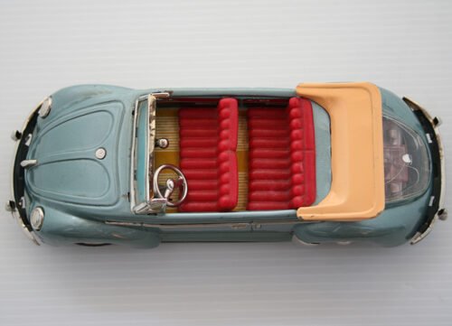 Nomura Showa Japan 60’s Volkswagen Beetle Convertible Lited Piston Action Battery Operated 10 inches (25.5 cm) original tin toy car - Image 8