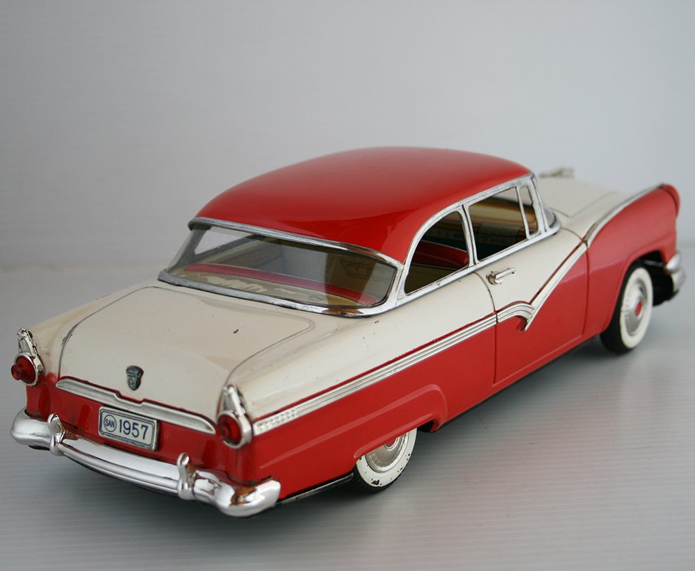 Marusan Kosuge Japan 50's Ford Fairlane Club 1956 in Repro