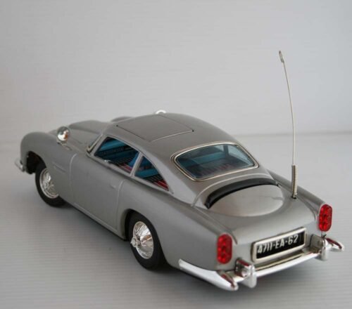 Aoshin Japan 60’s Aston Martin in Box Battery Operated 12 inches (30.5 cm) original tin toy car - Image 5