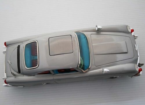 Aoshin Japan 60’s Aston Martin in Box Battery Operated 12 inches (30.5 cm) original tin toy car - Image 9