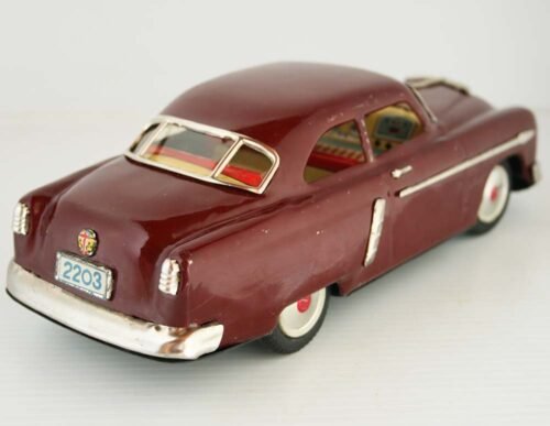Marusan Kosuge Japan 50’s Ford 1952 Friction 10.25 inches (26 cm) original tin toy car - Image 5