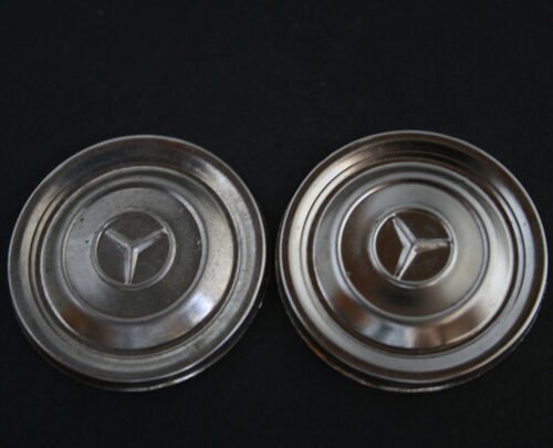 2YanomanTPCMercedesBenz230SL2TinHubcaps