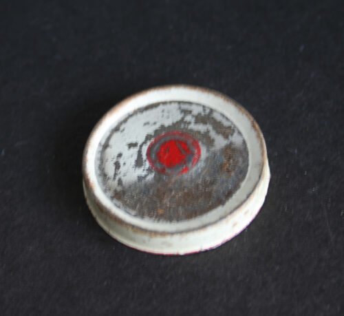 3MarusanTPCFord1952OneTinHubcap