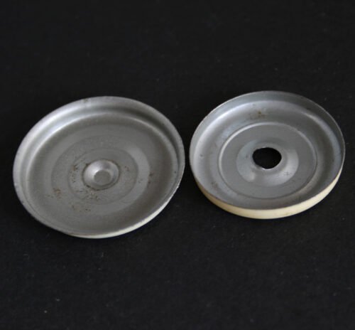 Yachio Japan 50’s Ford Fairlane 1958/59, Front and Rear Two Tin Hubcaps original tin toy parts - Image 3