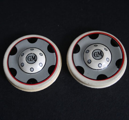 8YonezawaTPCGMCoachBusTwoTinHubcaps