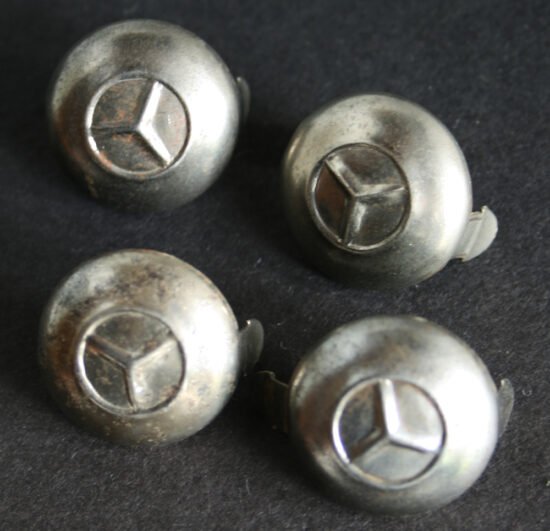 15MasudayaTPCMercedesBenz230SL4TinHubcaps