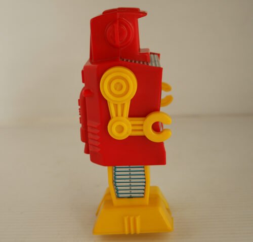Hiro Japan 70’s Super Robot Sparking Wind Up 6.25 inches (16cm) original tin & plastic toy robot - Image 6