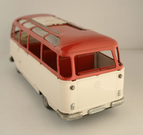 Tonka México, Trujillo, Bandai 60’s Mercedes Benz Micro-Bus Friction 11 inches (28 cm) original tin toy car - Image 4