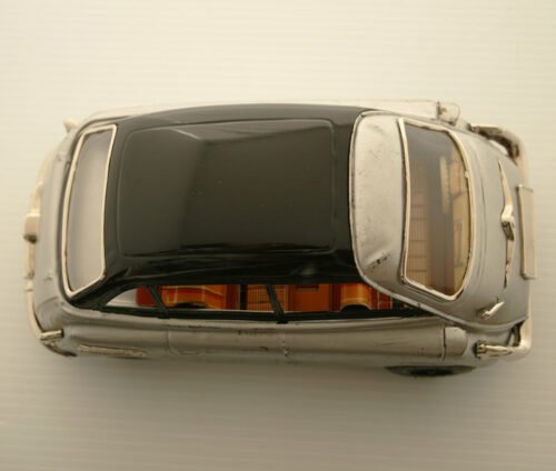 Tonka México, Trujillo, Bandai 50’s BMW Isetta 600 Friction 8.75 inches (22 cm) original tin toy car - Image 10