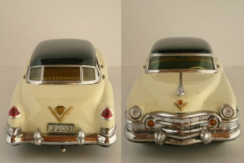 Marusan Kosuge Japan 50’s Cadillac 1951 in Box Battery Operated 12.75 inches (32.5 cm) original tin toy car - Image 7