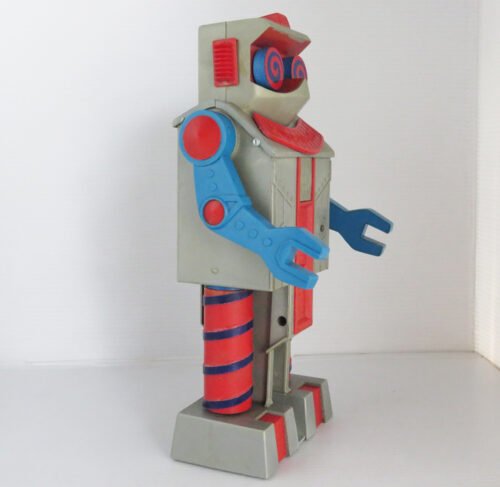 Ledy México 60’s 70’s Giro Robot Battery Operated 12.5 inches (32 cm) original plastic toy Space Robot - Image 4