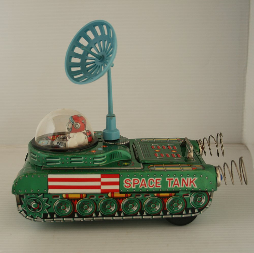 Masudaya MT Japan 60’s Space Tank Battery Operated 8.50 inches (22 cm) original tin space toy - Image 7