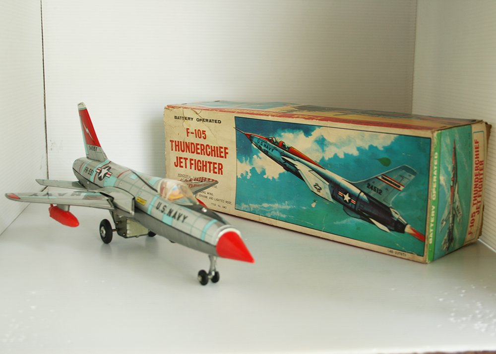 32YonezawaTBJF-105ThunderchiefJetbx