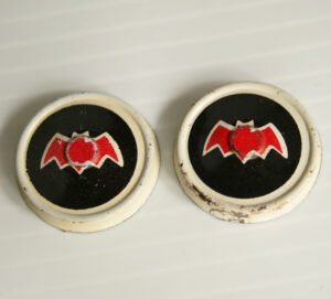 35AoshinTPCBatmobileMediumMercedes2OriginalHubcaps
