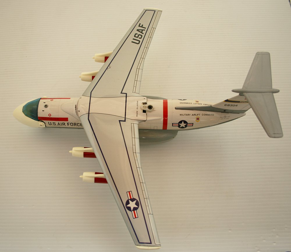 Nomura T.N Japan 60’s Lockheed C-5A Galaxy Airplane - Image 8